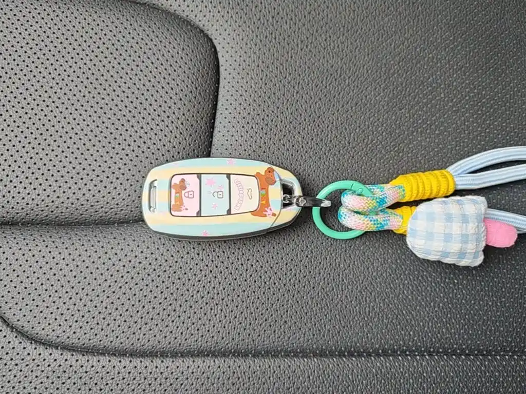 Hyundai Elantra — миниатюра 9