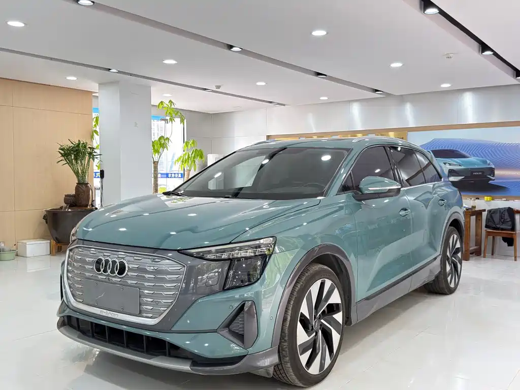 Audi Q5 e-tron 2023
