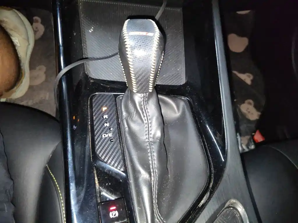 Roewe i5 — миниатюра 7