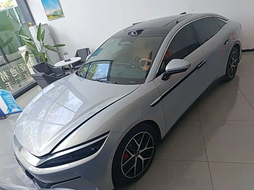Byd 汉L 2025