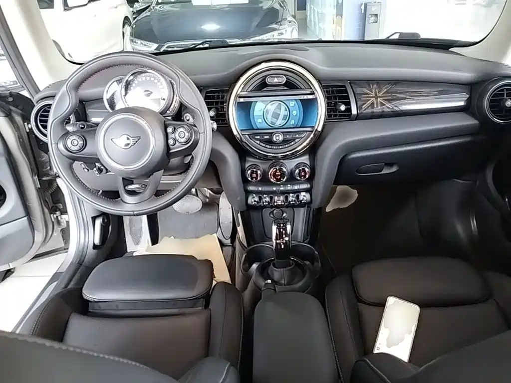 MINI Mini — миниатюра 10