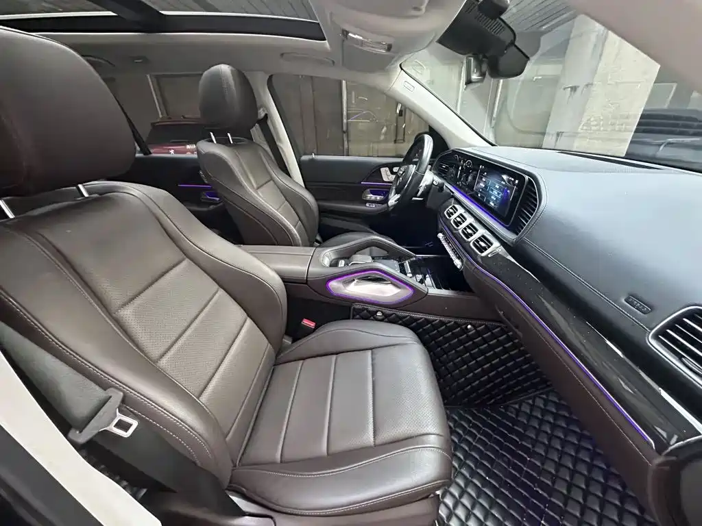 Mercedes-Benz GLS — миниатюра 16