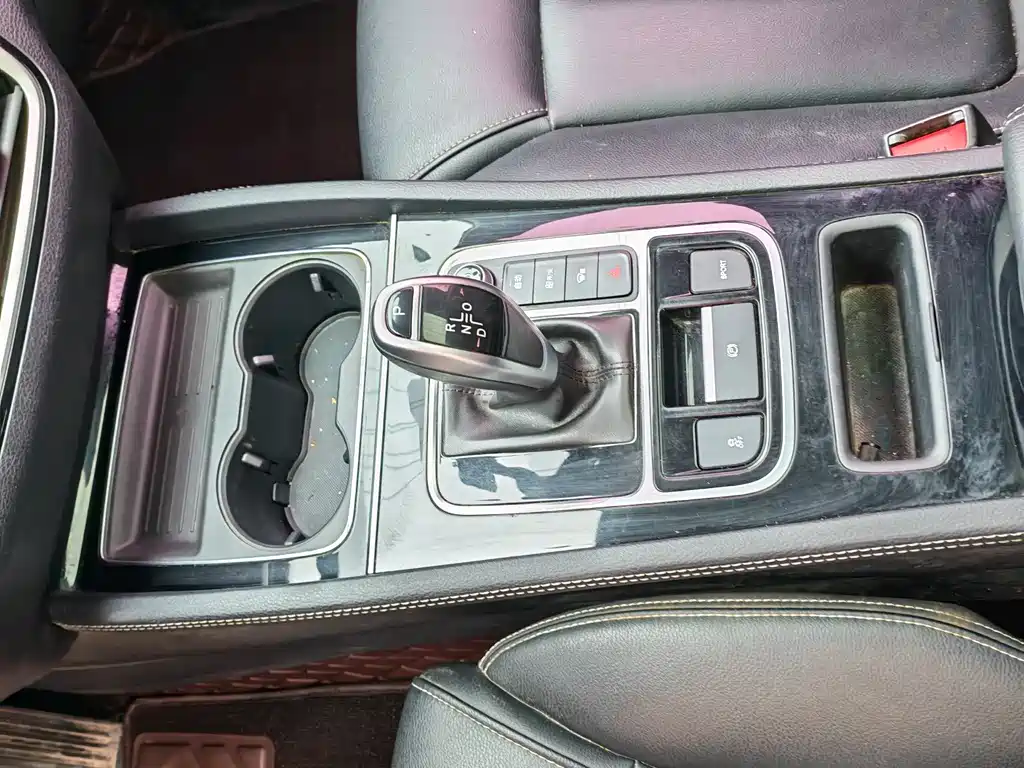 BYD Song MAX MAX 2019 1.5T AT 7 мест VI