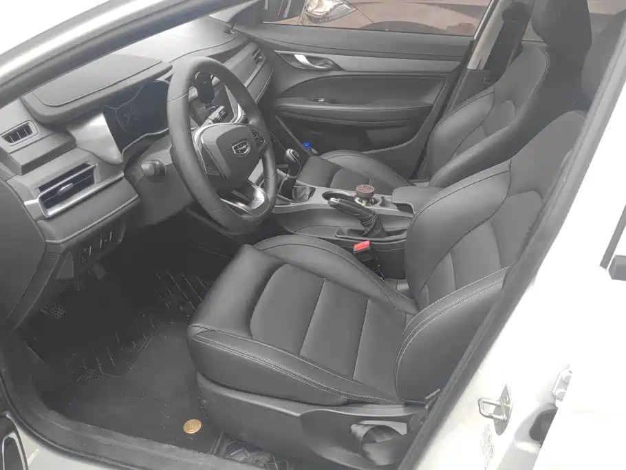 Geely Emgrand — миниатюра 9