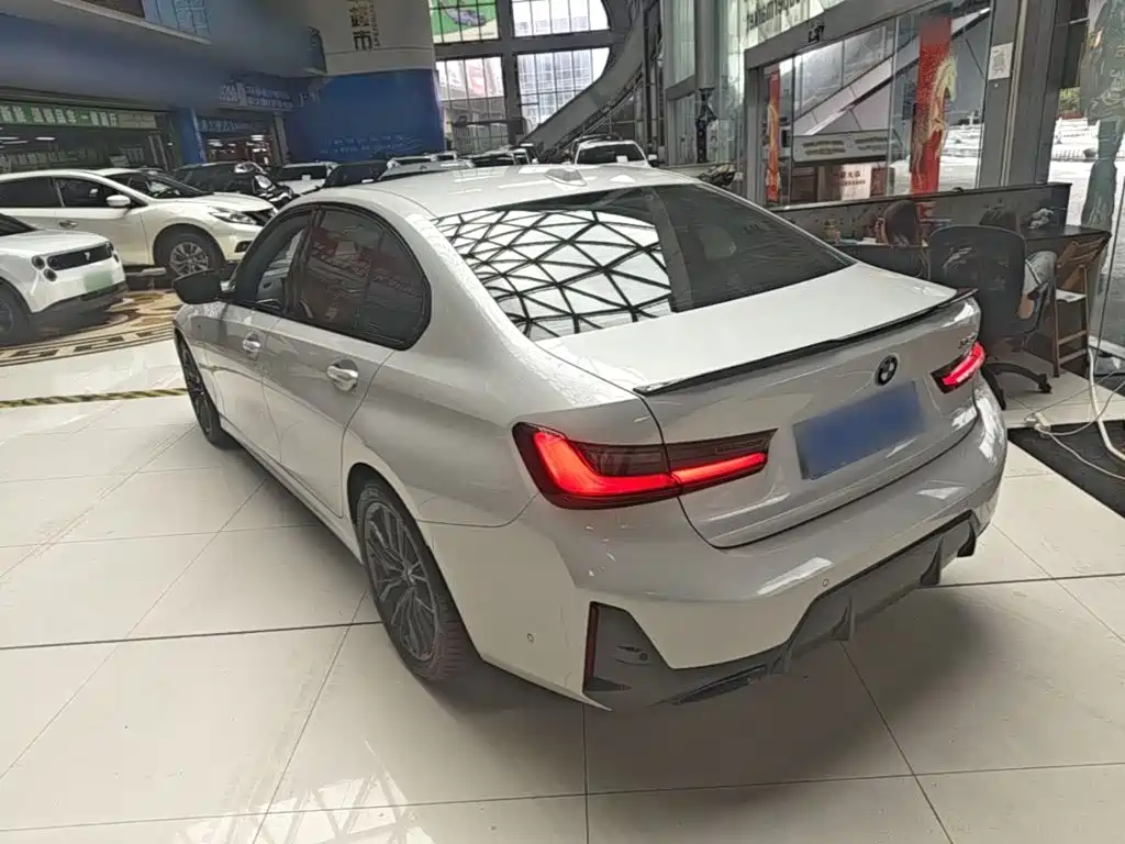 BMW 3 Series — миниатюра 23