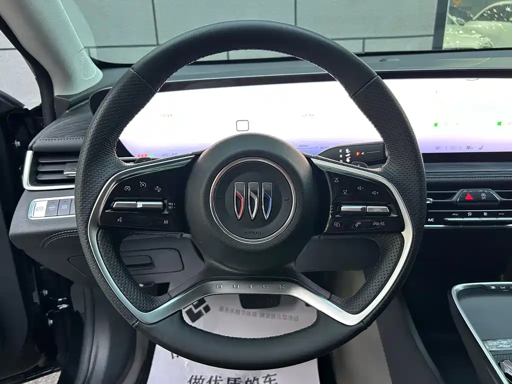 Buick LaCrosse — миниатюра 13