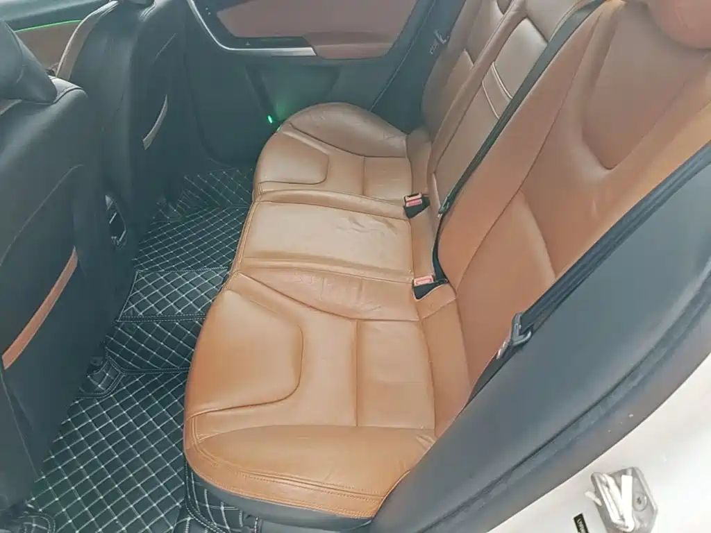 Volvo S60 — миниатюра 17