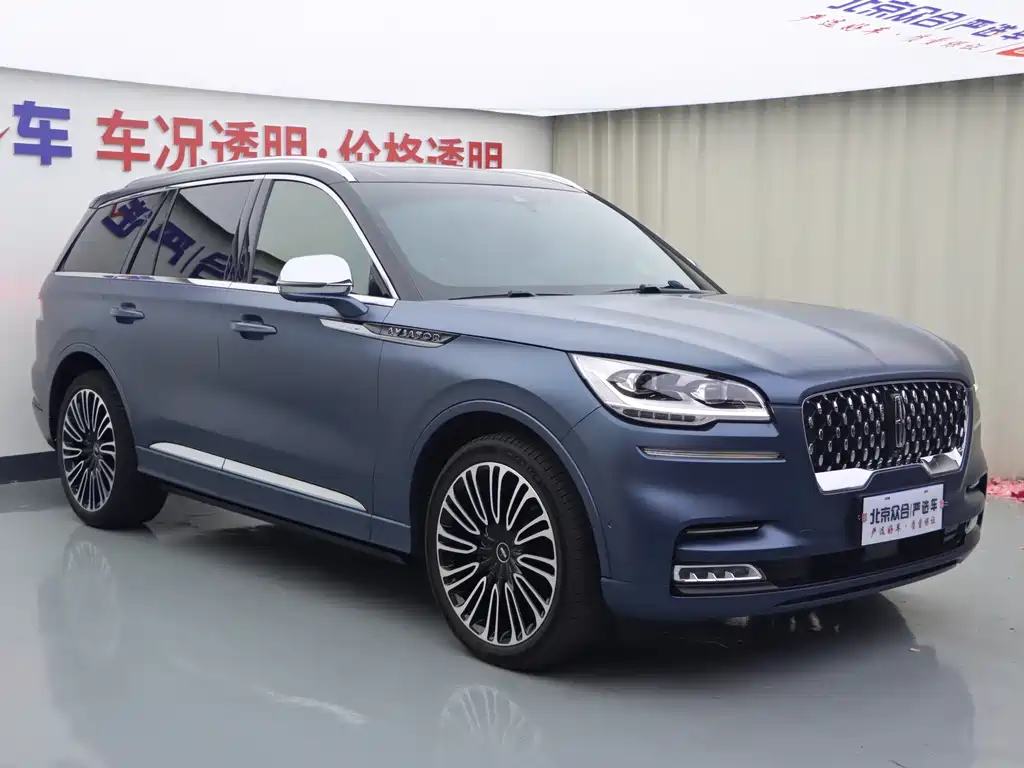 Lincoln Aviator — миниатюра 2