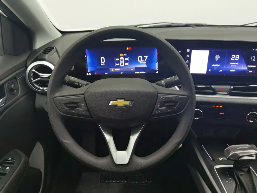 Chevrolet Monza — миниатюра 11