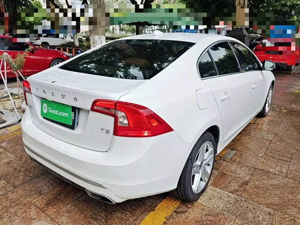 Volvo S60 — миниатюра 7