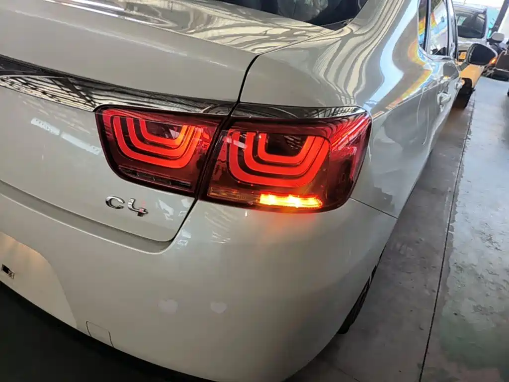 Citroen C4 — миниатюра 8