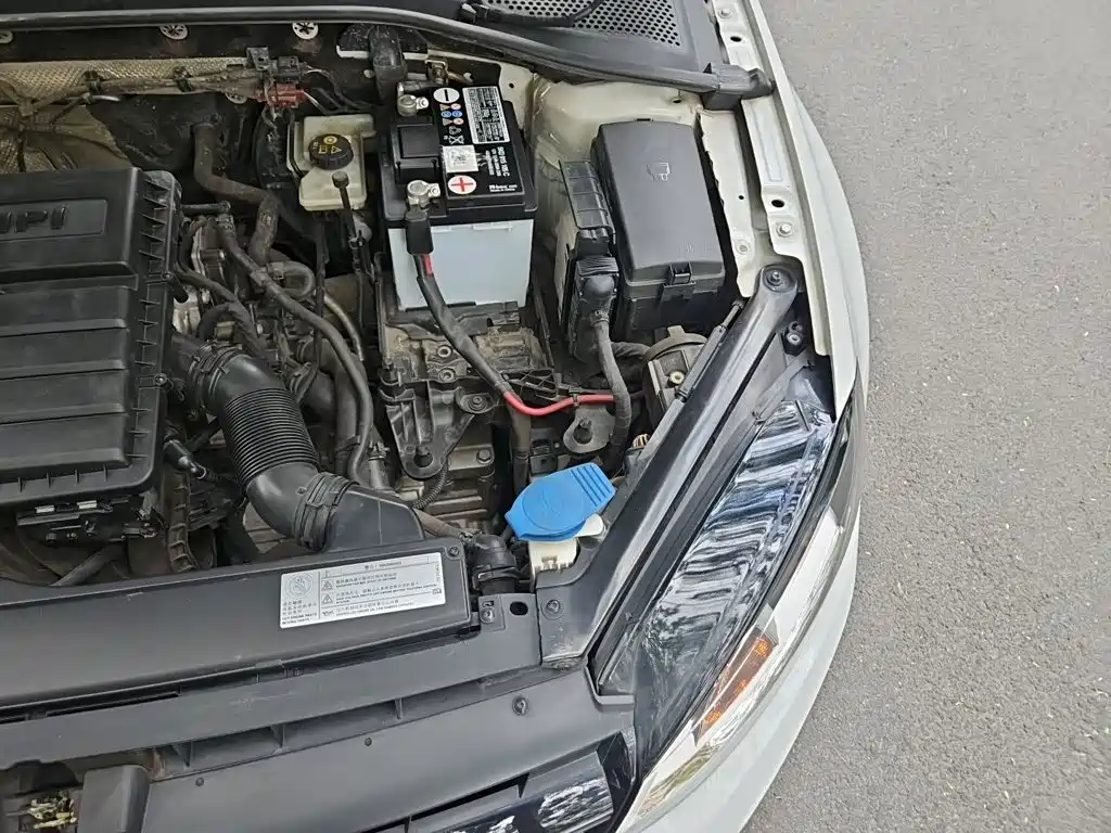 Volkswagen Golf — миниатюра 21