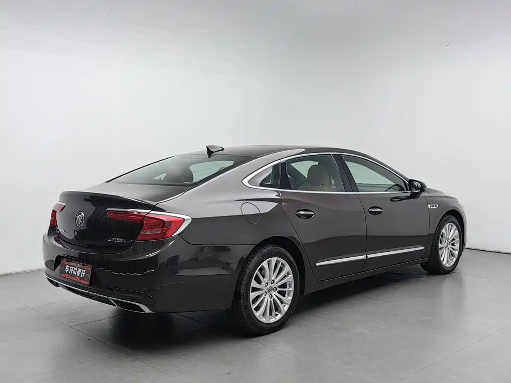 Buick LaCrosse — миниатюра 2