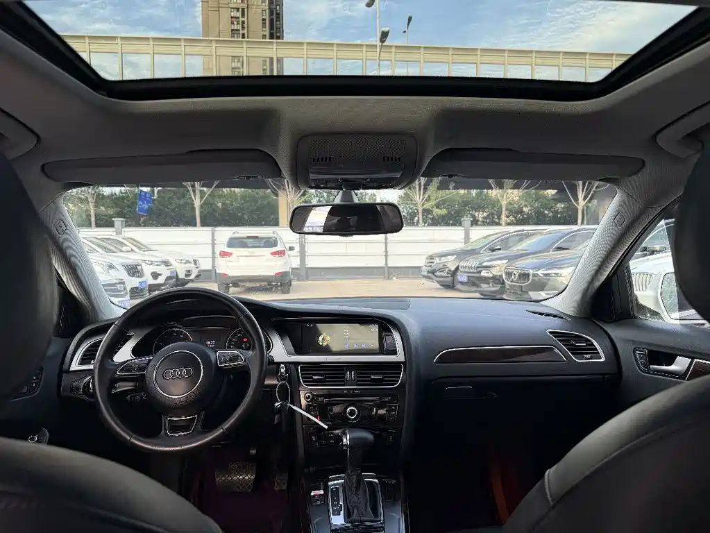 Audi A4L — миниатюра 12
