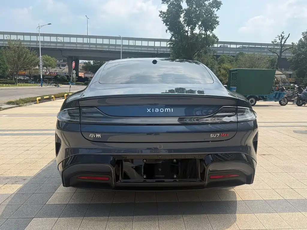 Xiaomi SU7 — миниатюра 15