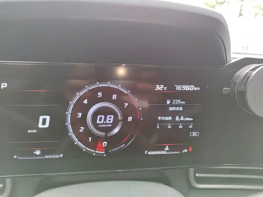 Hyundai Elantra — миниатюра 12