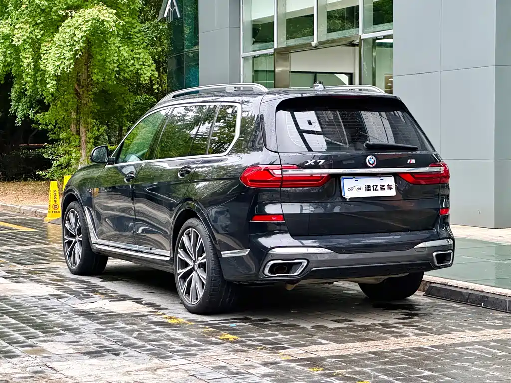 BMW X7 — миниатюра 5
