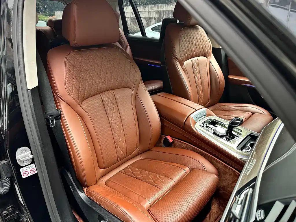 BMW X7 — миниатюра 15
