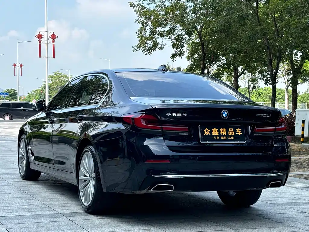 BMW 5 Series — миниатюра 18