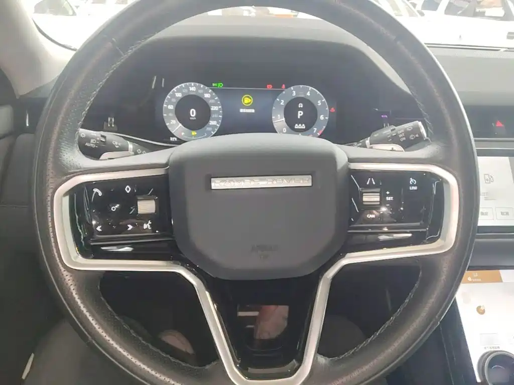 Land Rover Evoque — миниатюра 11