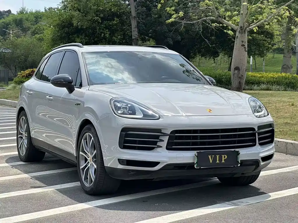 Porsche Cayenne Hybrid — миниатюра 3