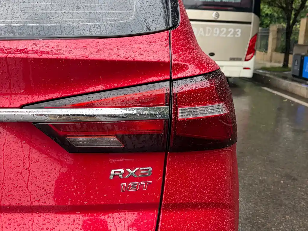 Roewe RX3 — миниатюра 13