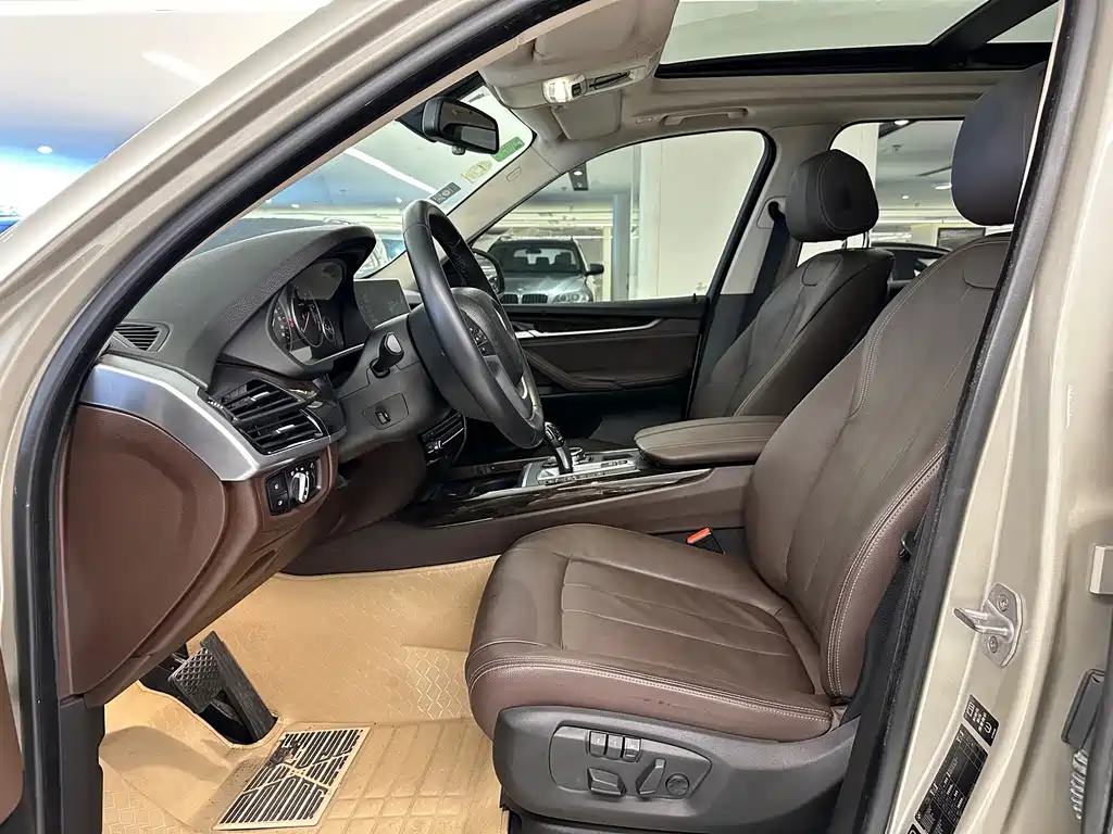 BMW X5 (Import) — миниатюра 9
