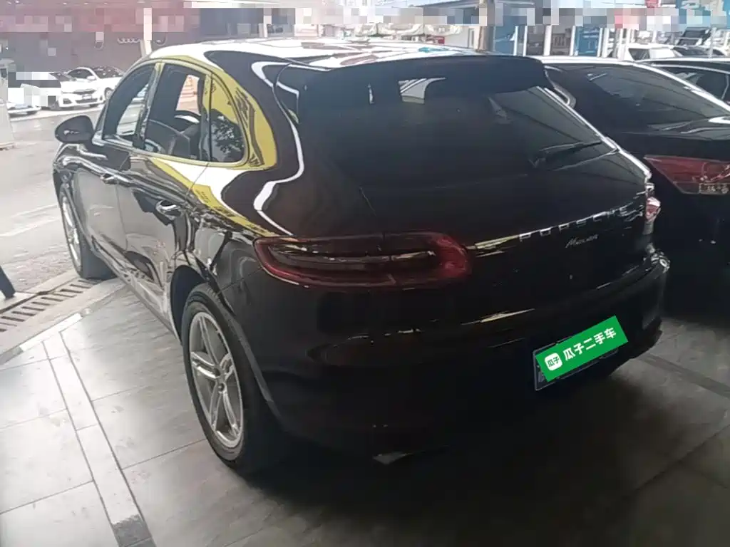 Porsche Macan — миниатюра 5