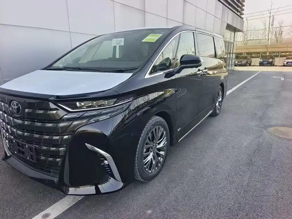 Toyota Alphard 2025