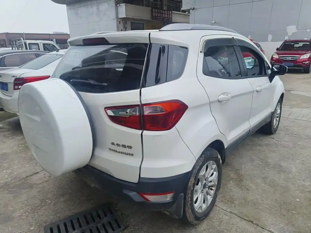 Ford Ecosport — миниатюра 7