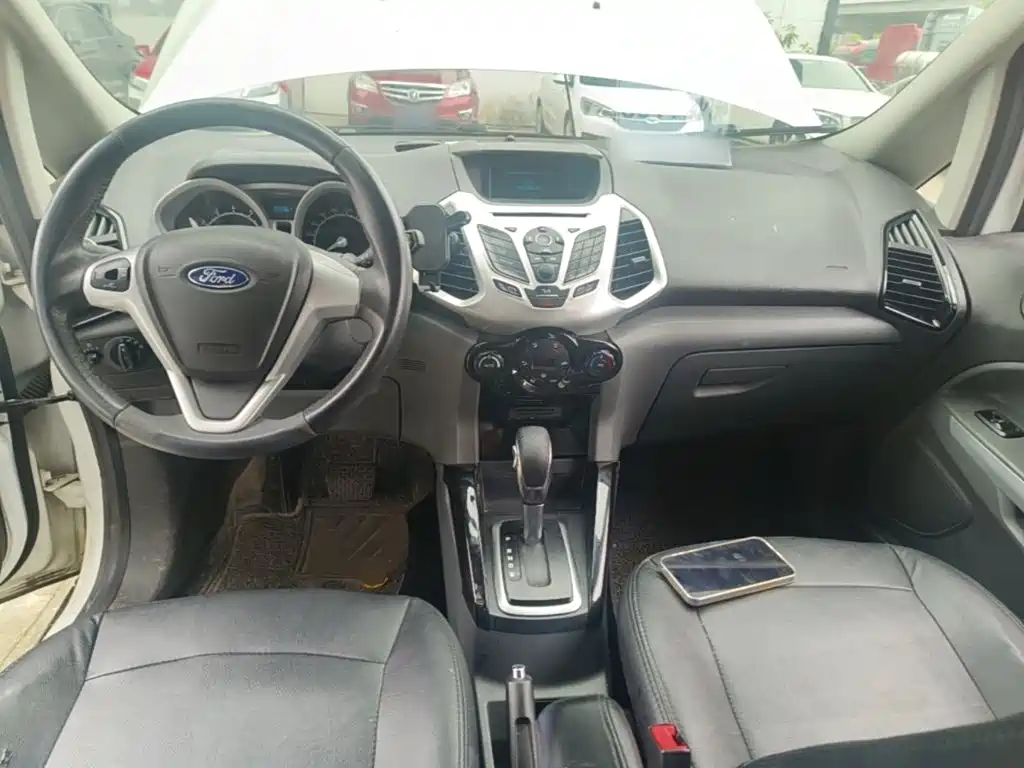 Ford Ecosport — миниатюра 10