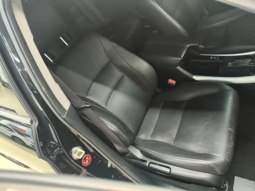 Honda Accord — миниатюра 25