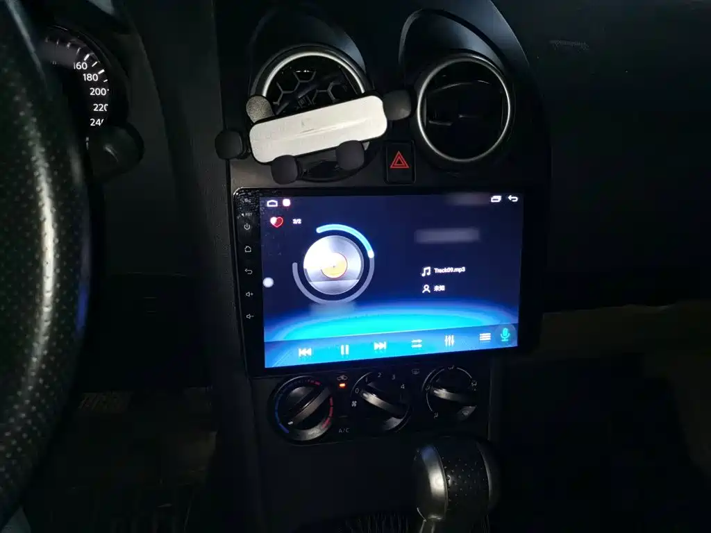 Nissan Qashqai — миниатюра 6