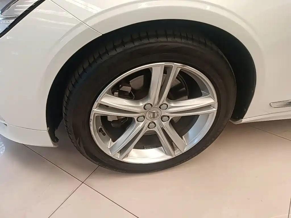 Volvo S90 — миниатюра 23