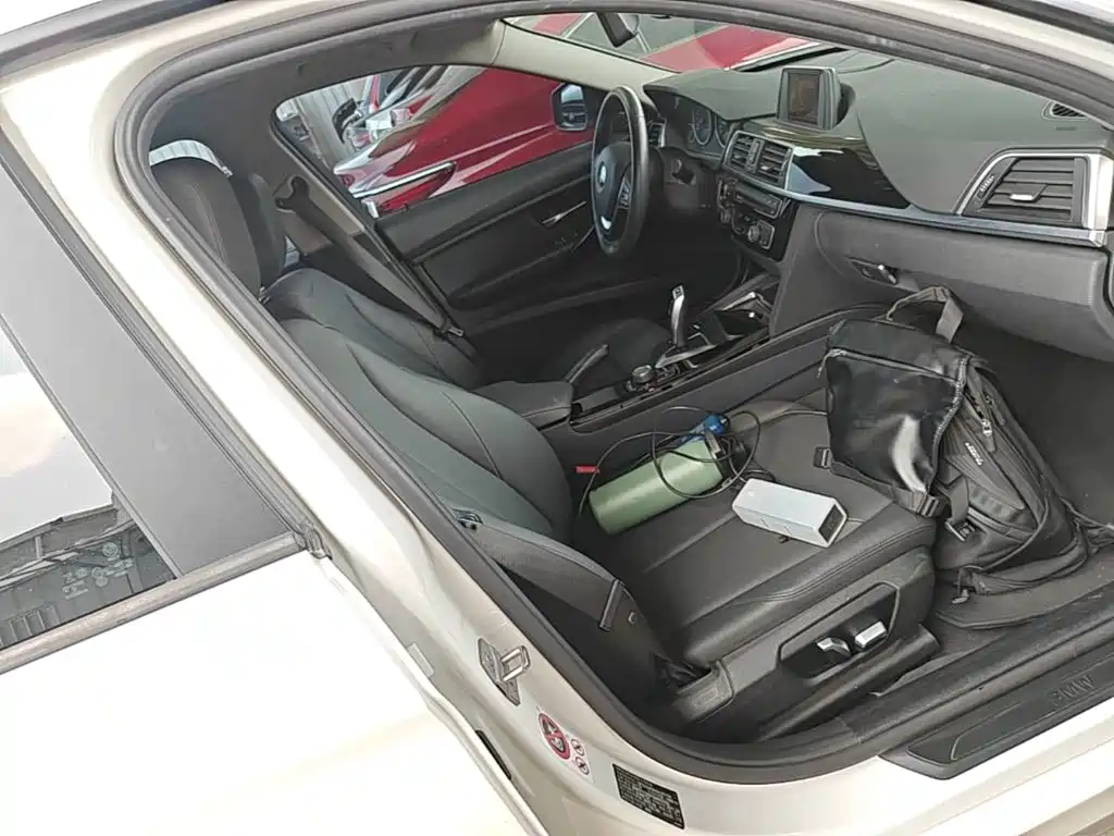BMW 3 Series — миниатюра 25