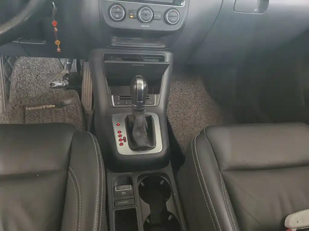 Volkswagen Tiguan — миниатюра 14