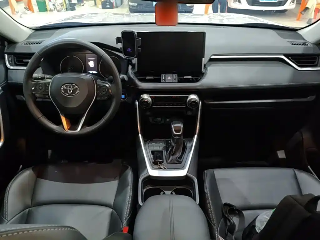 Toyota Wildlander — миниатюра 10