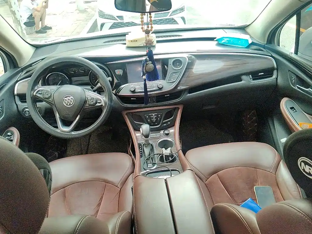 Buick Envision Plus — миниатюра 10
