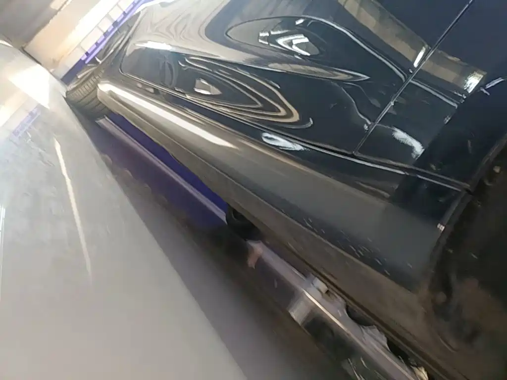 Tesla Model 3 — миниатюра 21