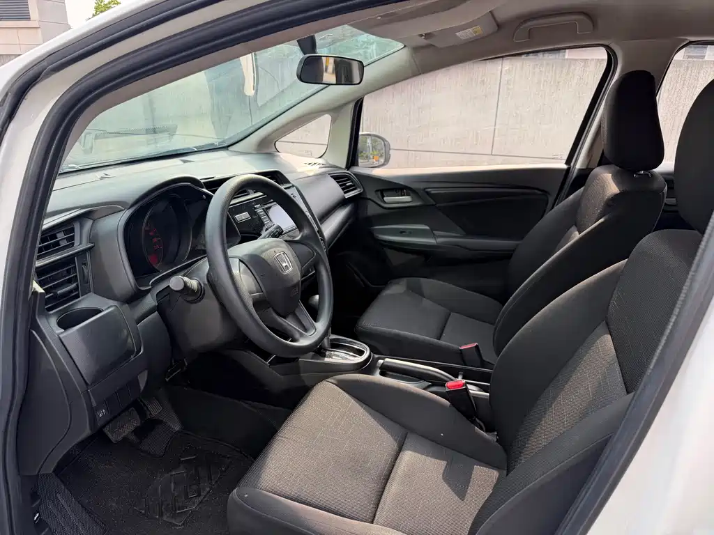 Honda Fit — миниатюра 4