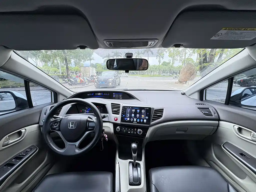 Honda Civic — миниатюра 5