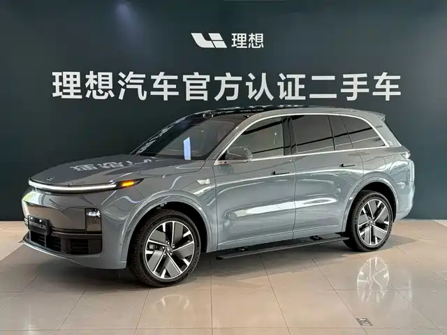 Li Auto L8