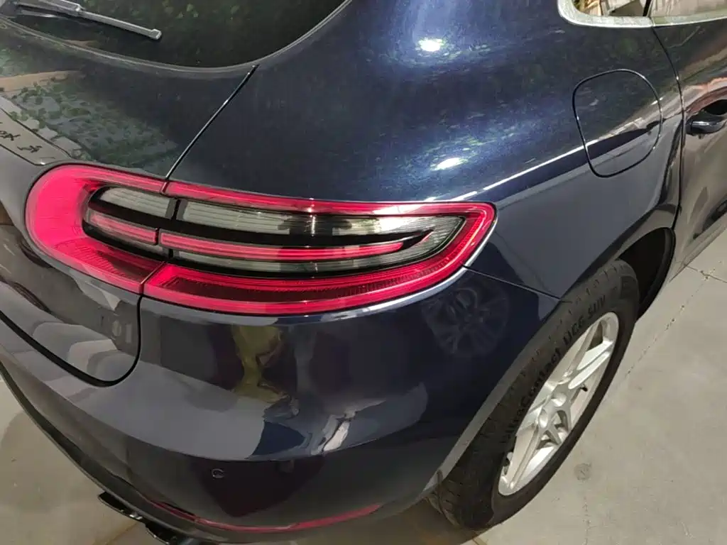 Porsche Macan — миниатюра 8