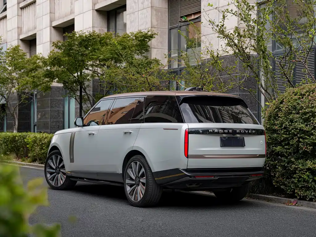 Land Rover Range Rover — миниатюра 4