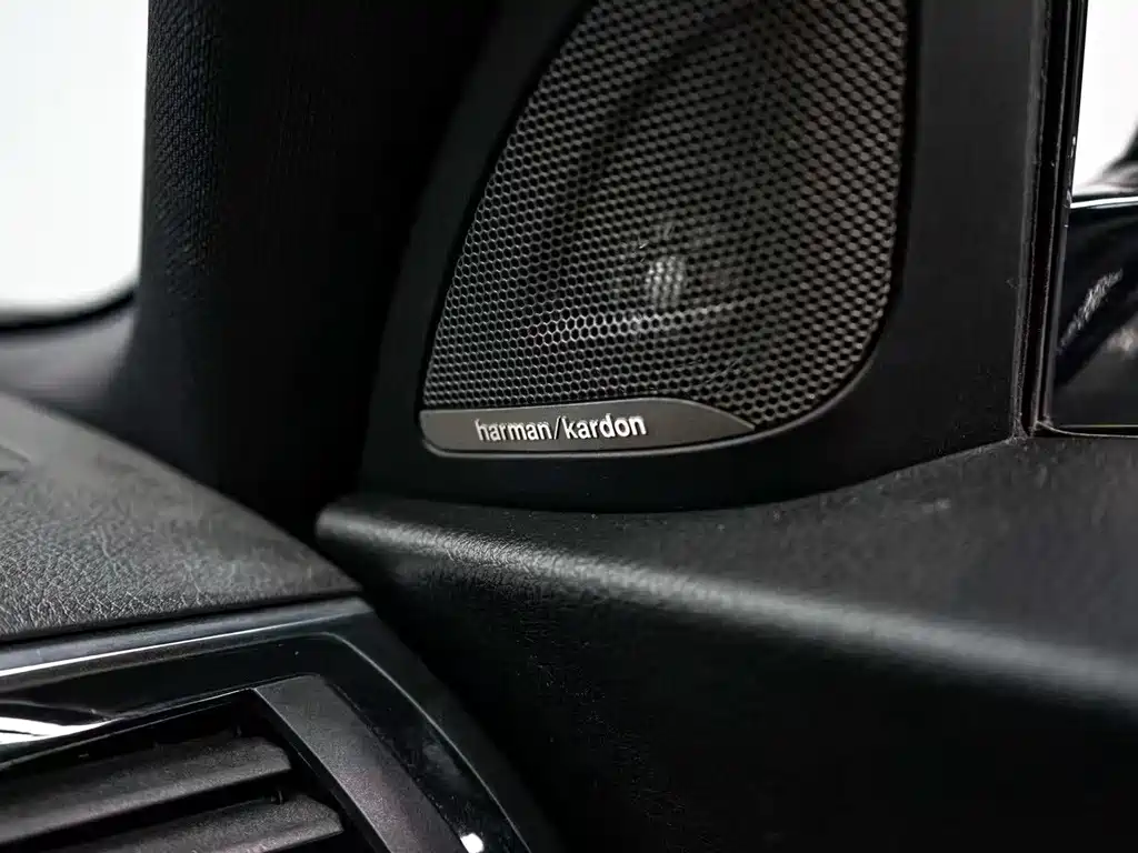 BMW M2 — миниатюра 6