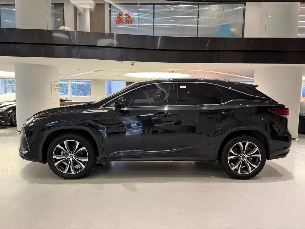 Lexus RX — миниатюра 4