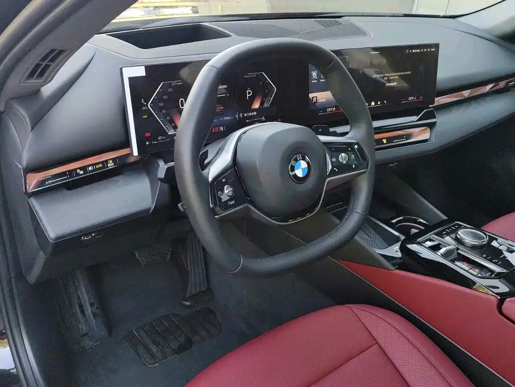 BMW 5 Series — миниатюра 6