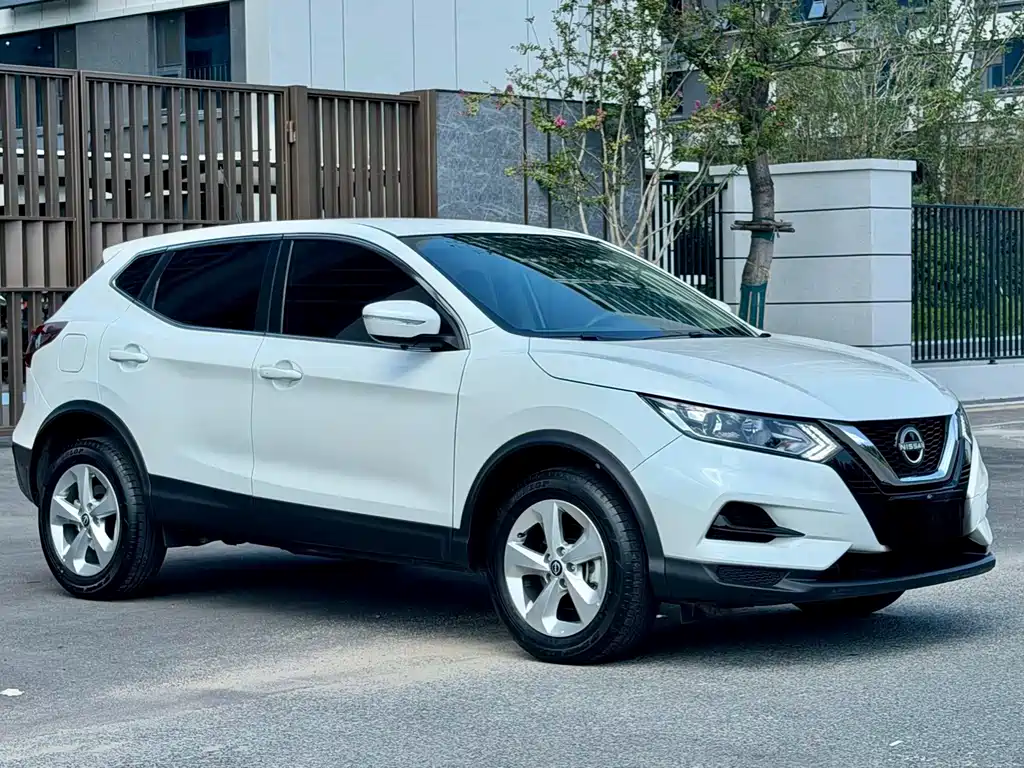Nissan Qashqai — миниатюра 3
