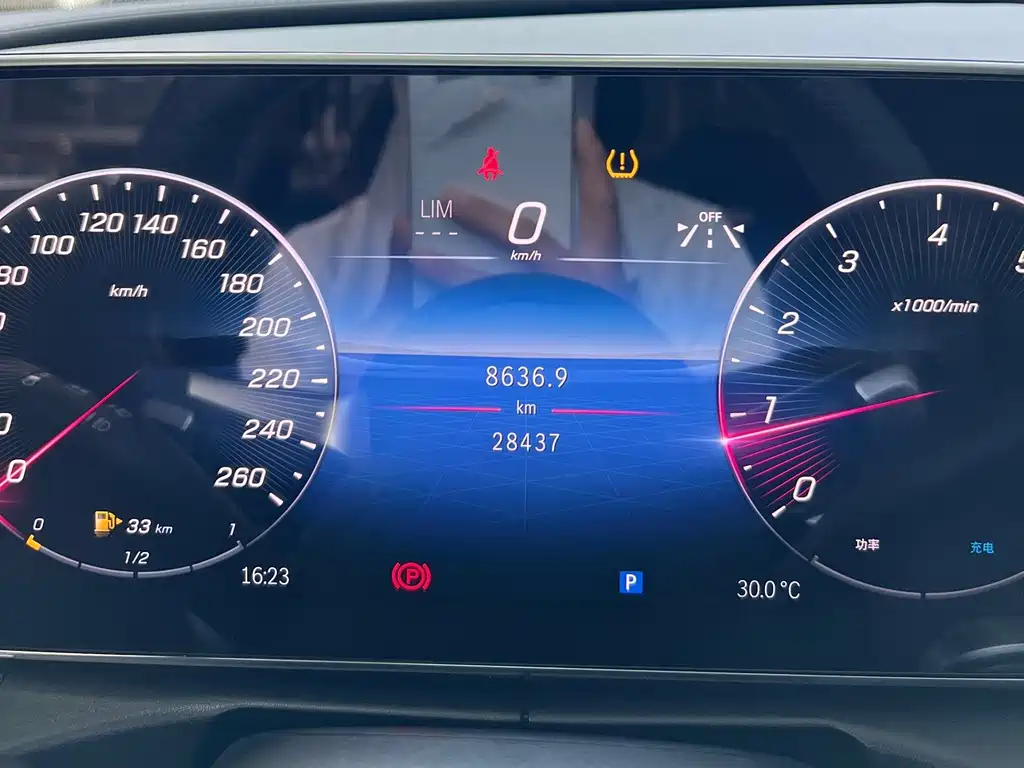 Mercedes-Benz C-Class — миниатюра 3