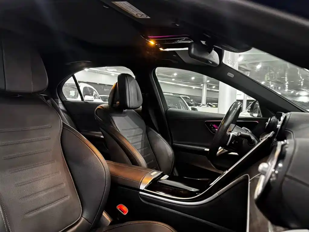 Mercedes-Benz C-Class — миниатюра 21